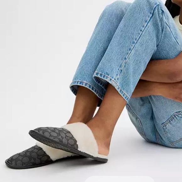 New Coach Zena Slipper In Signature Jacquard - Picture 1 of 3